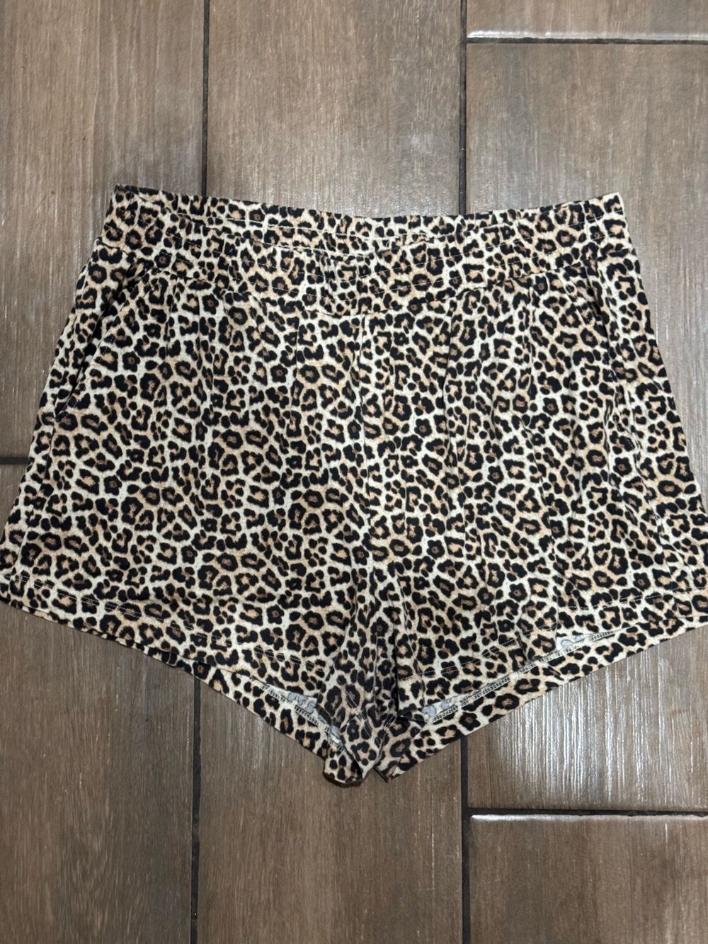 H&M leopard shorts